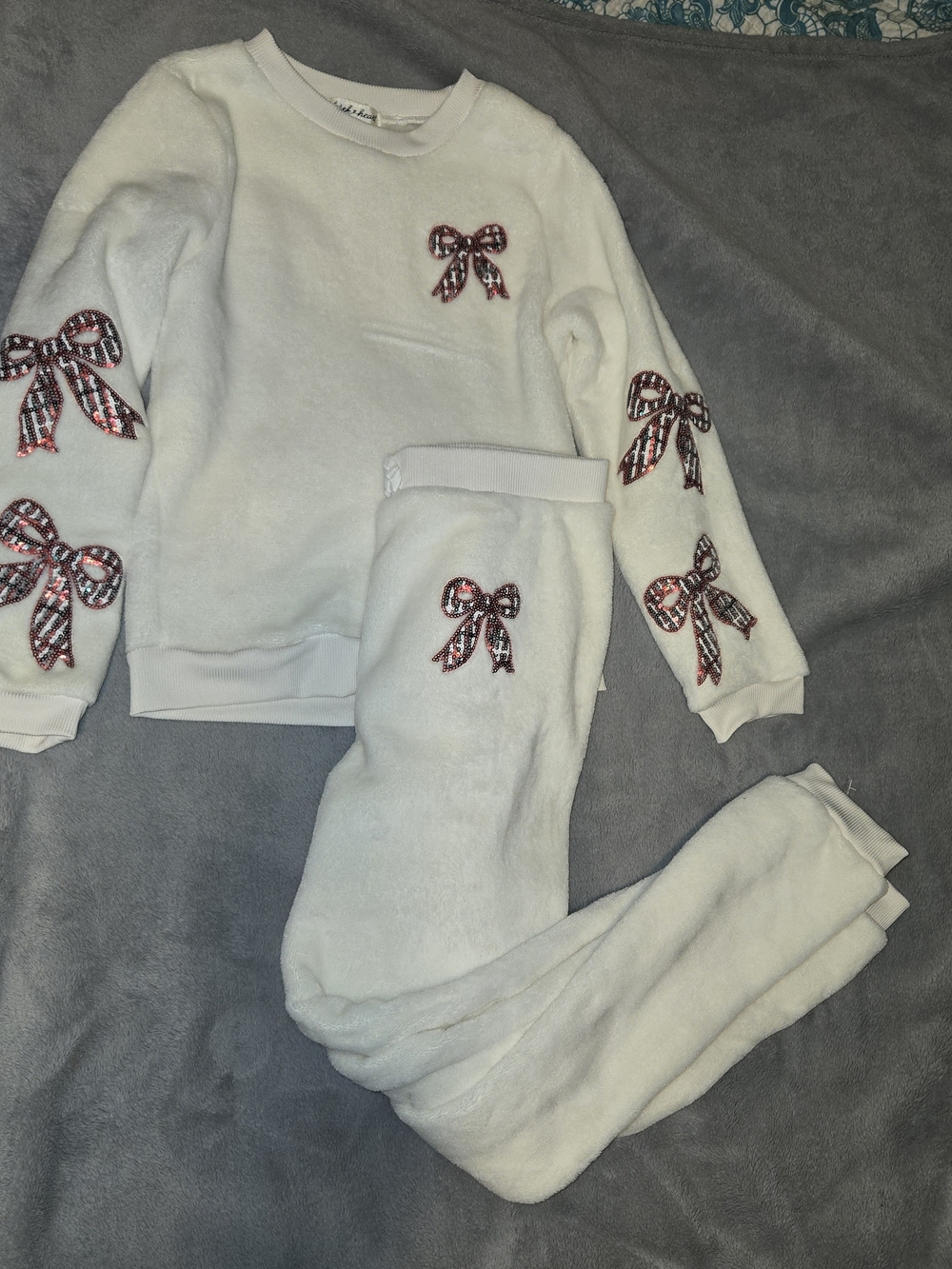 Derek Heart White Fleece Sweatpants & Joggers with Pink Sequin Bows SZ 10/12